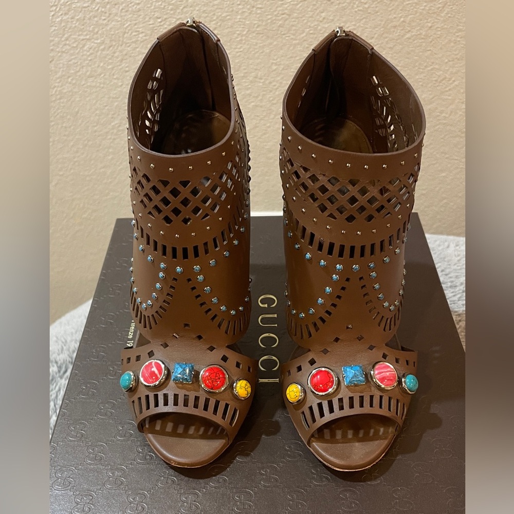 Gucci Heels - Picture 6 of 9